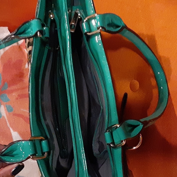 Purse - Picture 3 of 3